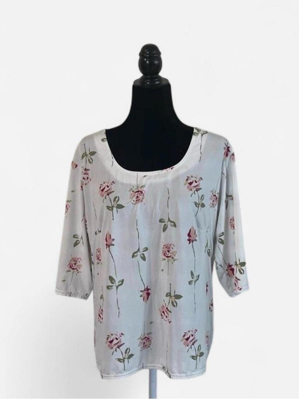 Secret Treasures White Scoop Neck Blouse with Pink Rose Print